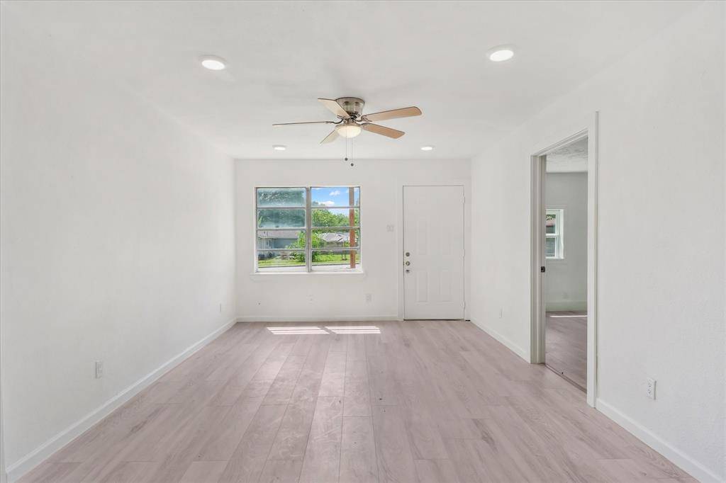 3835 Lovingood Drive, Dallas, TX 75241