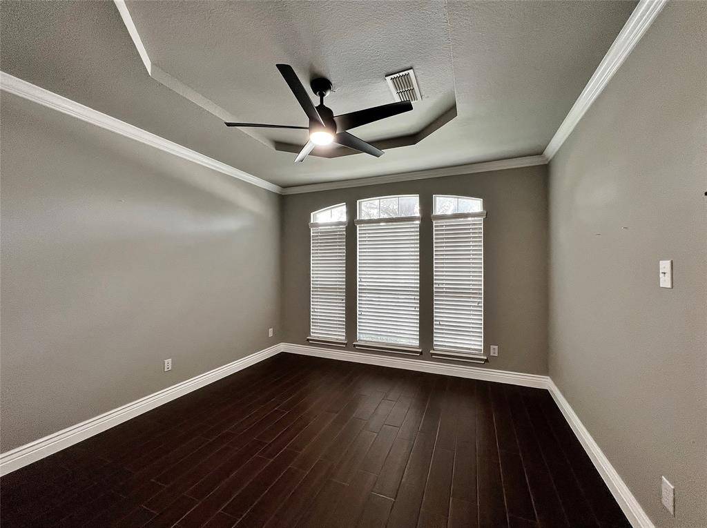 507 Montclaire Drive, Mansfield, TX 76063