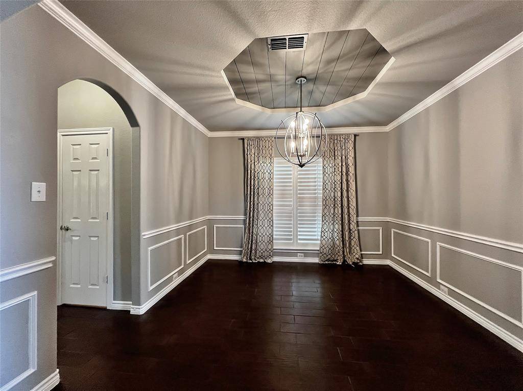 507 Montclaire Drive, Mansfield, TX 76063