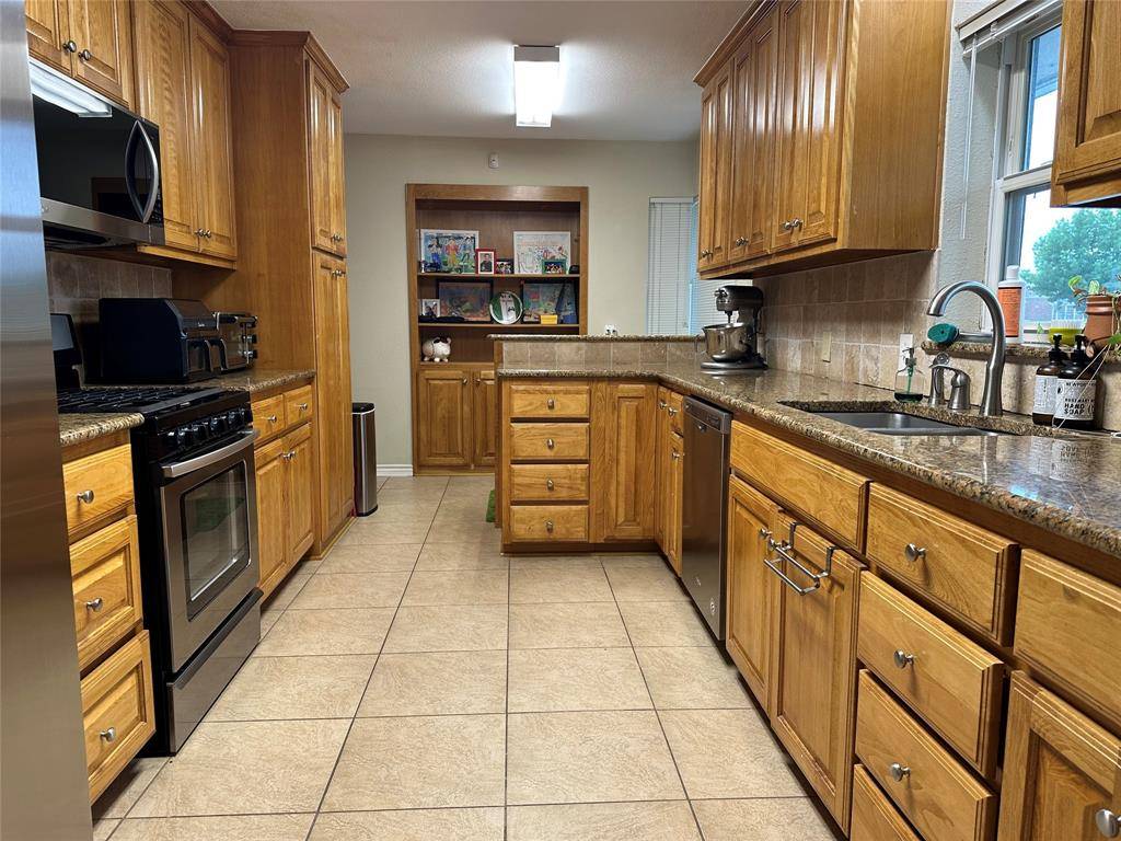 6474 Walnut Hill Lane, Dallas, TX 75230