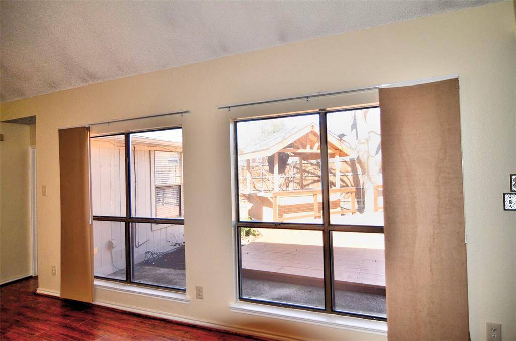 8205 Intrepid Lane, Rowlett, TX 75089