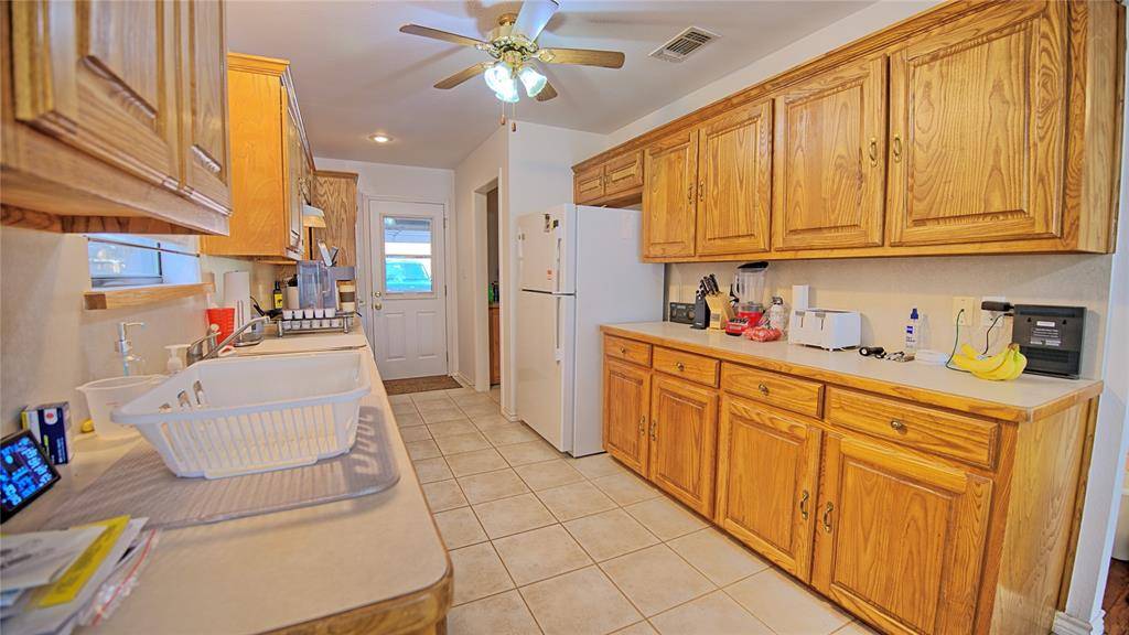 137 Apache Trail, Nocona, TX 76255