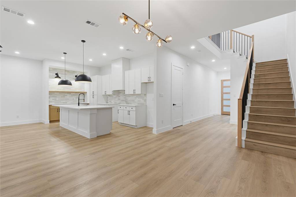 3708 Spence Street, Dallas, TX 75215