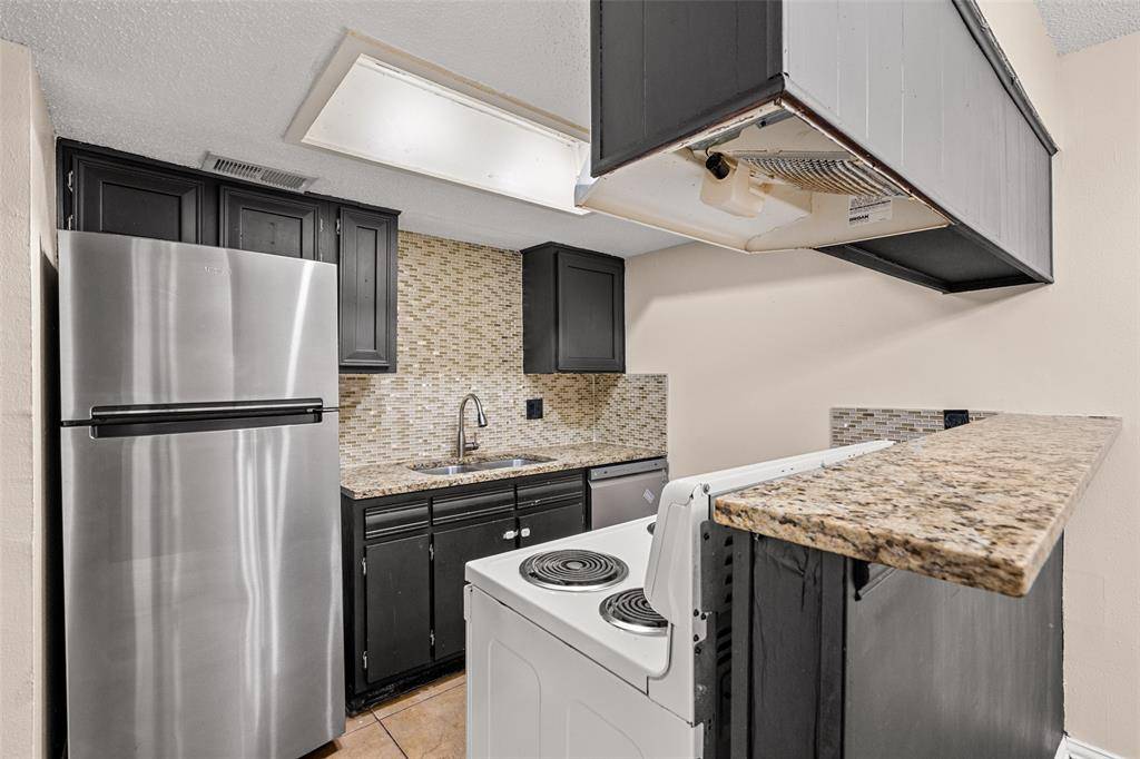 5903 Harvest Hill Road #2074, Dallas, TX 75230