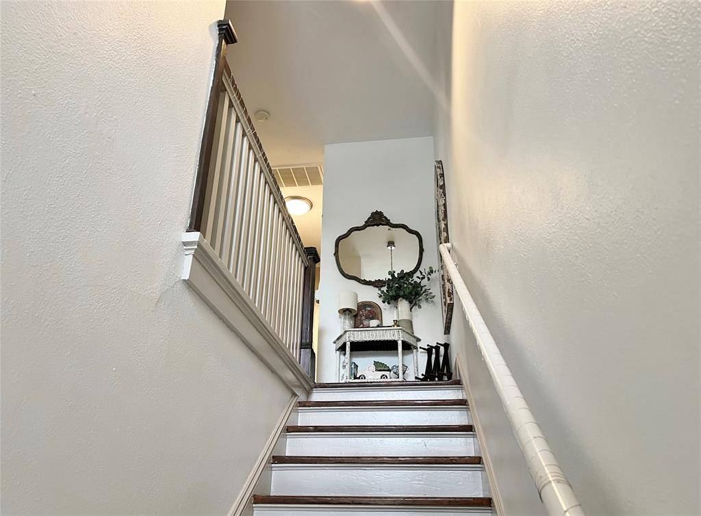 420 W Franklin Street #3, Waxahachie, TX 75165