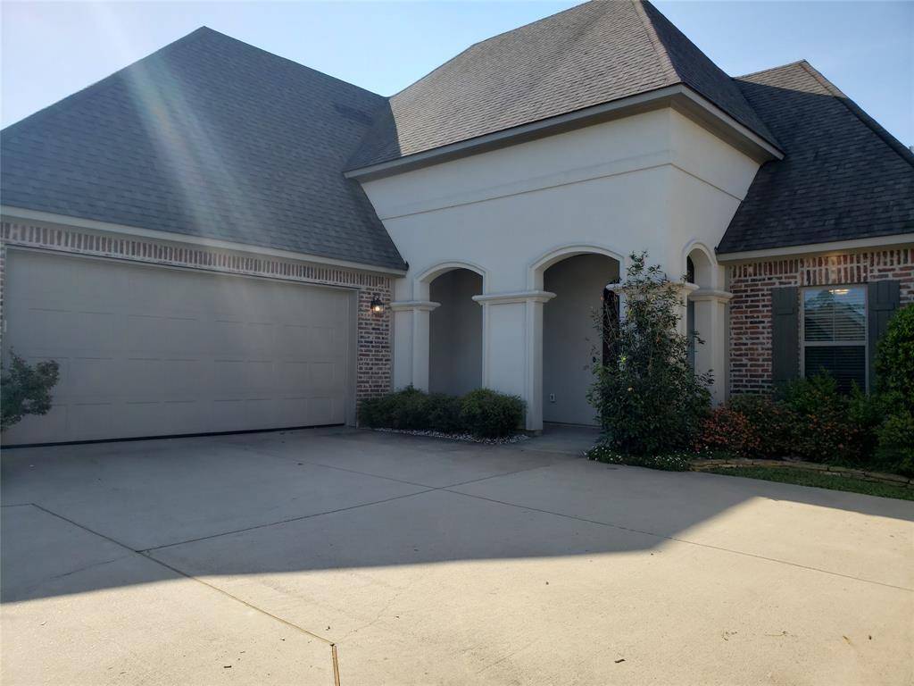 263 Acadiana Creek Drive, Shreveport, LA 71106