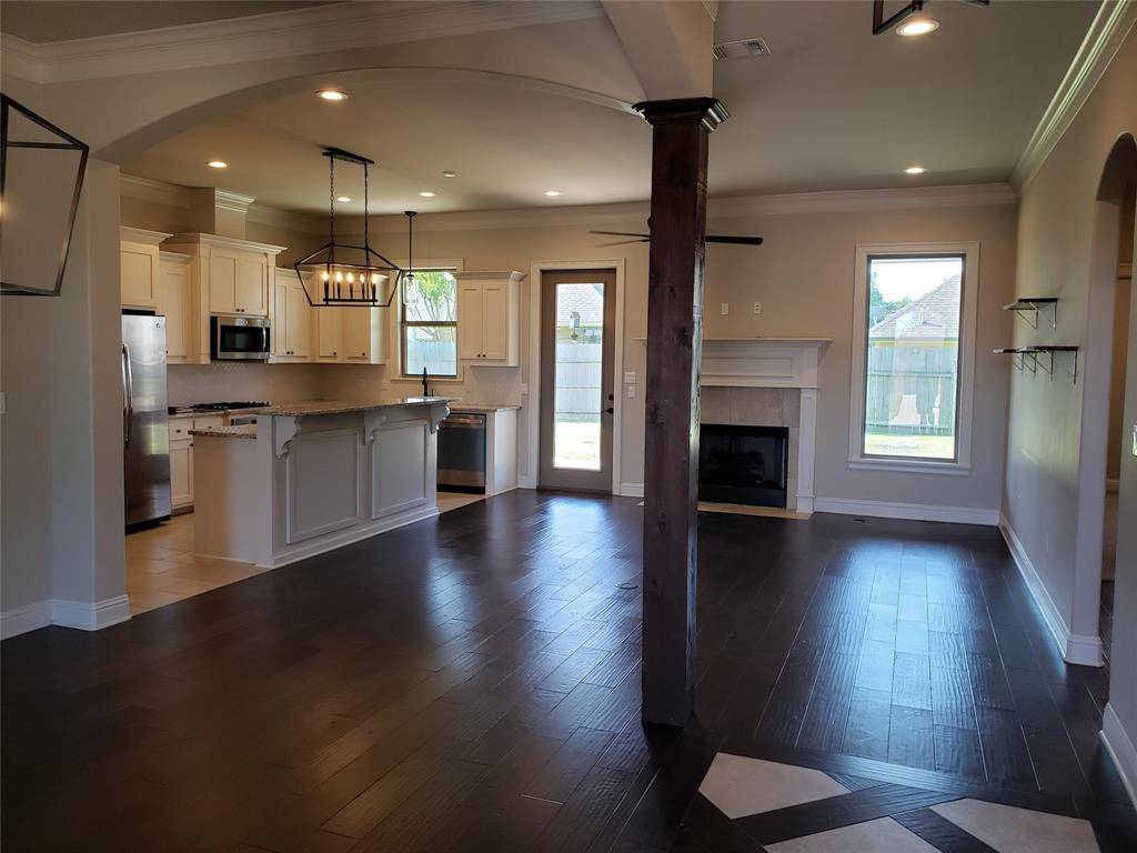 263 Acadiana Creek Drive, Shreveport, LA 71106