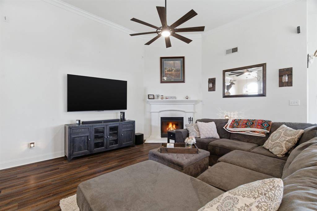 10056 Bull Run, Fort Worth, TX 76177