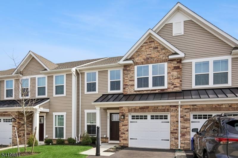 49 Owen Ct, Franklin Twp., NJ 08873