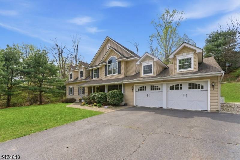18 Valhalla Rd, Montville Twp., NJ 07045