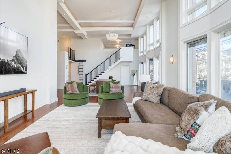 119 Walnut St #1, Montclair Twp., NJ 07042