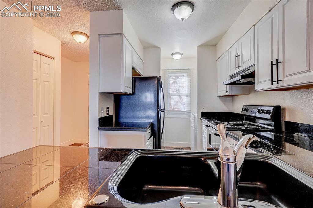 1642 S Idalia CIR ##B, Aurora, CO 80017