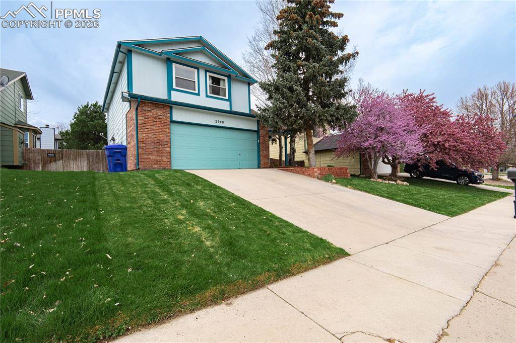 2940 Richmond DR, Colorado Springs, CO 80922