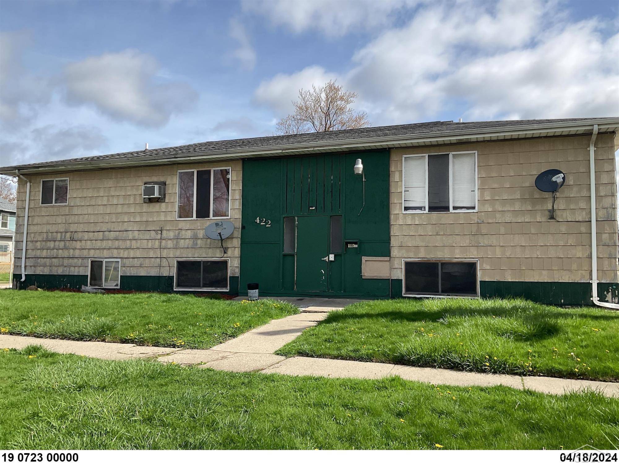 1720 S Michigan AVE, Saginaw, MI 48602