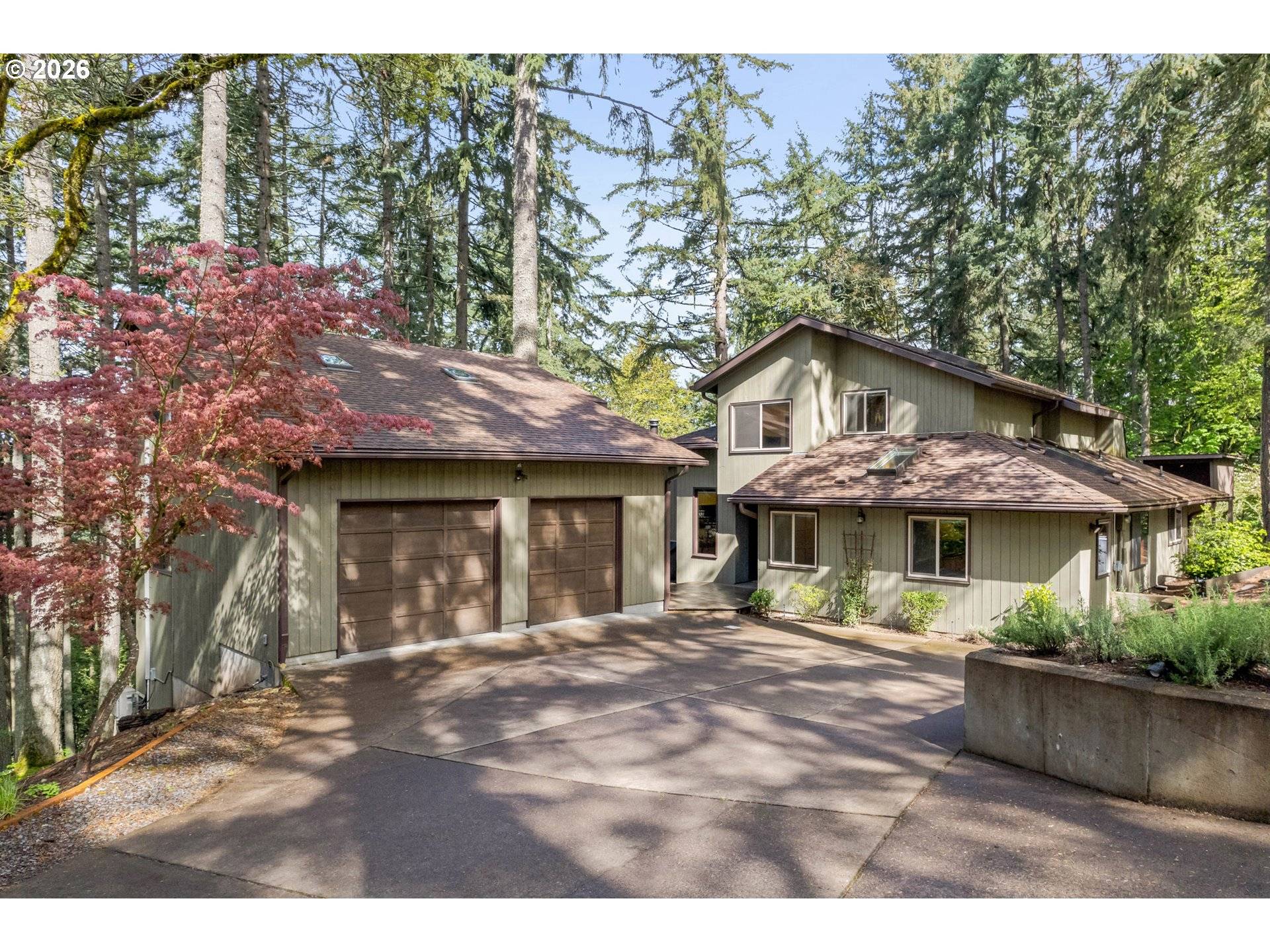 4330 N SHASTA LOOP, Eugene, OR 97405