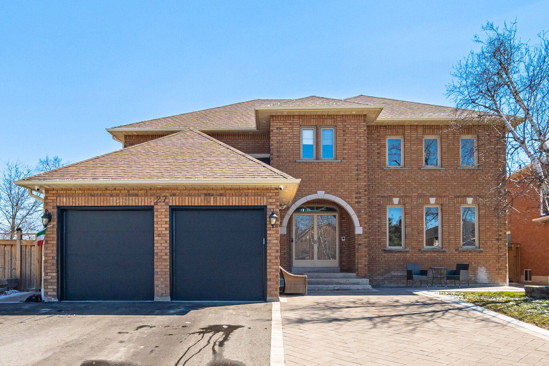 27 Marconi AVE, Vaughan, ON L4L 7A6