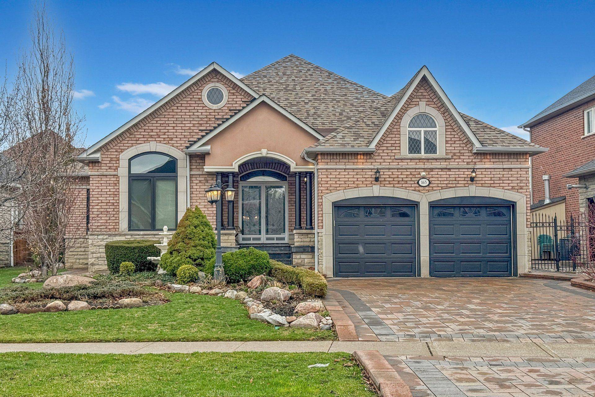 165 Novaview CRES, Vaughan, ON L4L 9L8