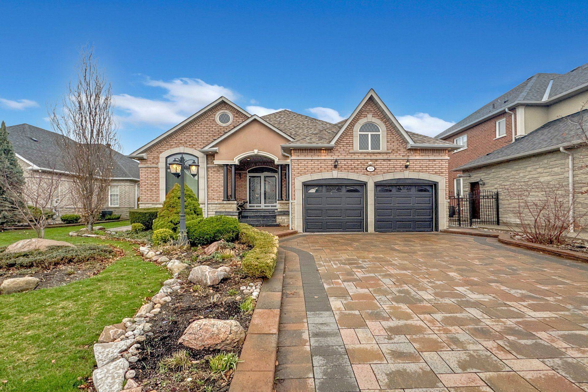 165 Novaview CRES, Vaughan, ON L4L 9L8