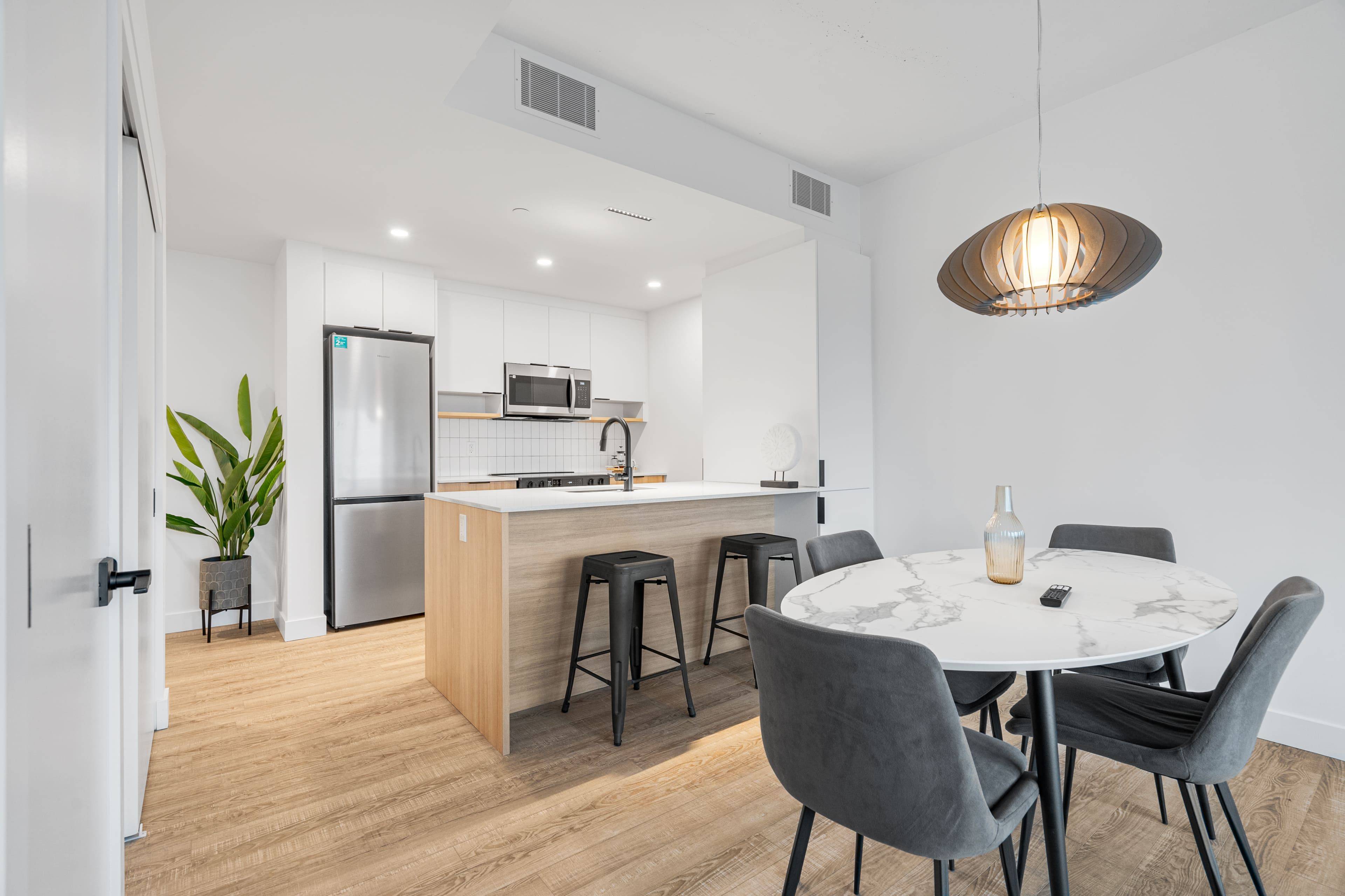 1240 Cummings AVE #2804, Cyrville - Carson Grove - Pineview, ON K1J 0E3