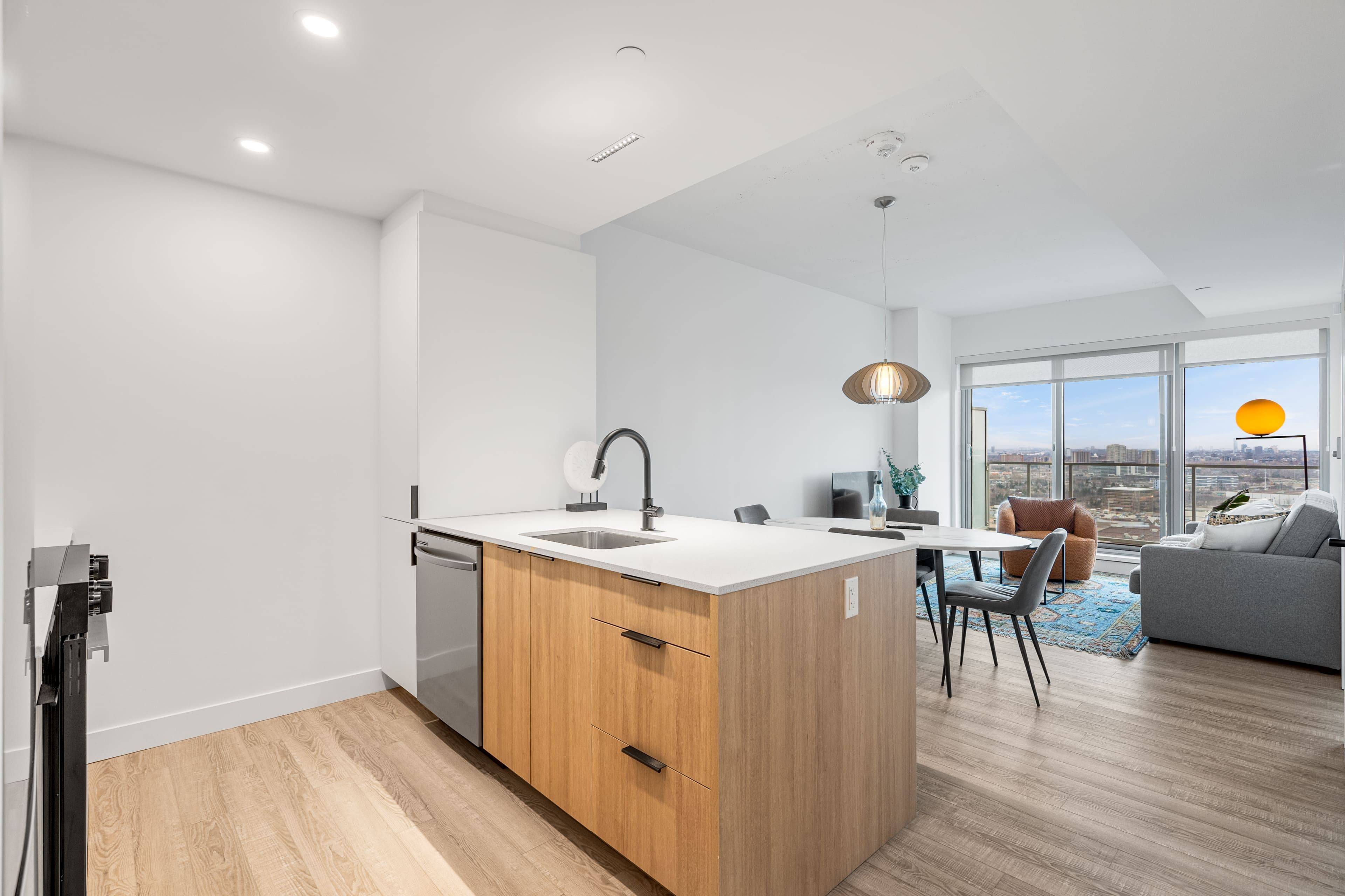 1240 Cummings AVE #2804, Cyrville - Carson Grove - Pineview, ON K1J 0E3