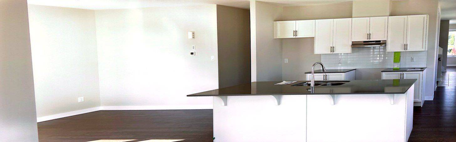 207 Conservancy DR N, Barrhaven, ON K2J 7M5