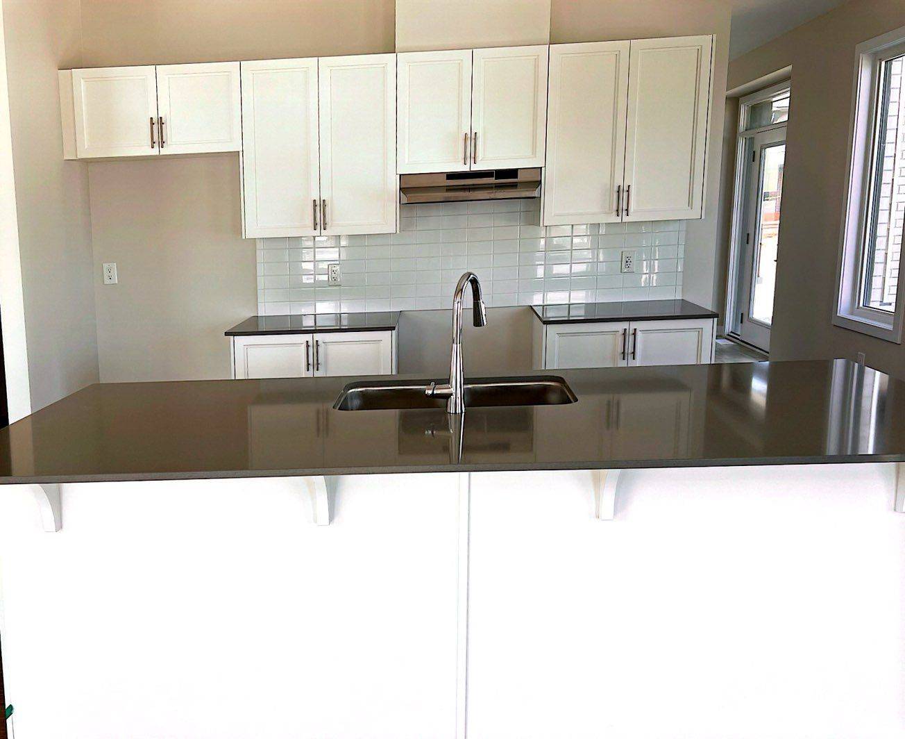 207 Conservancy DR N, Barrhaven, ON K2J 7M5