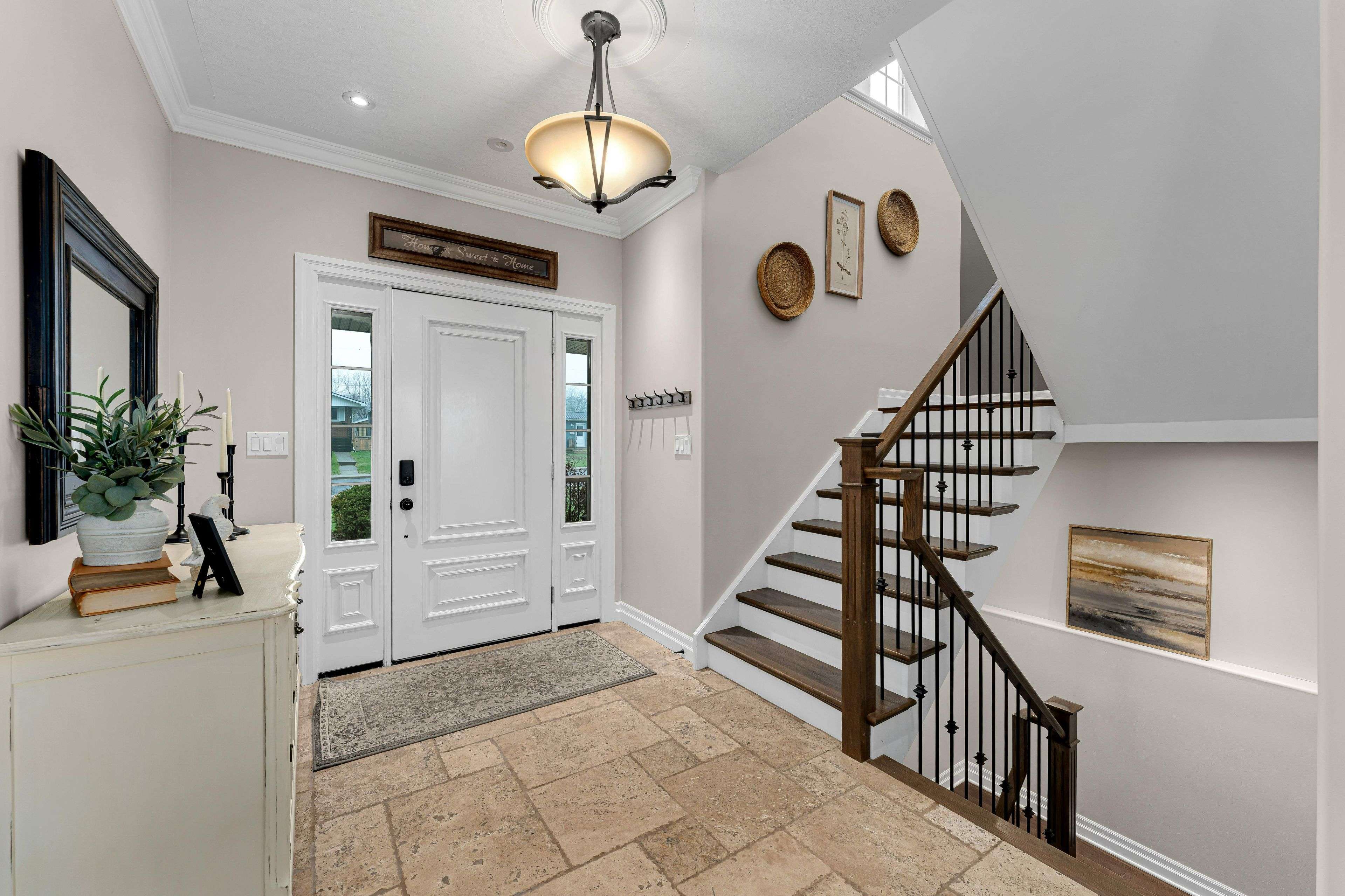 270 North ST, Gananoque, ON K7G 1M1