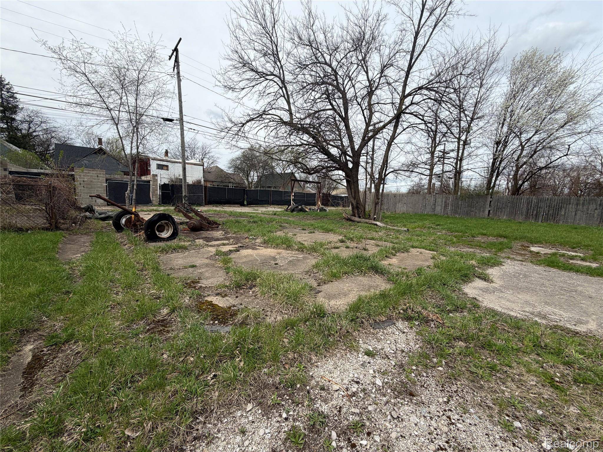 5169 Vermont ST, Detroit, MI 48208