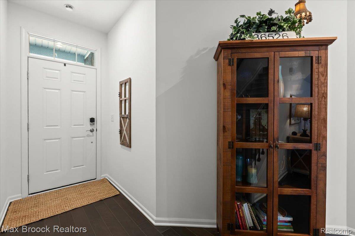 40115 Premier DR, Northville Township, MI 48170