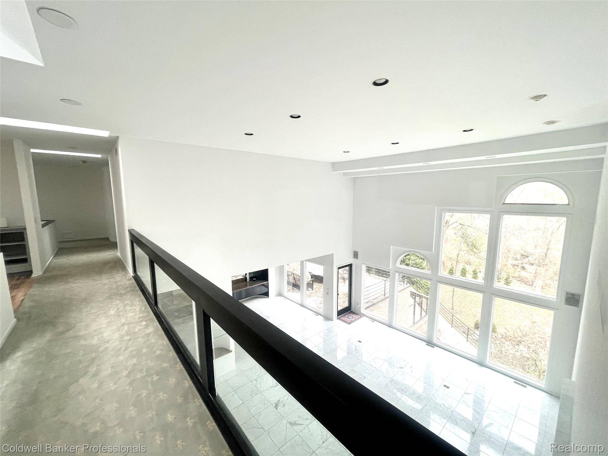 4692 W Wickford, Bloomfield Hills, MI 48302