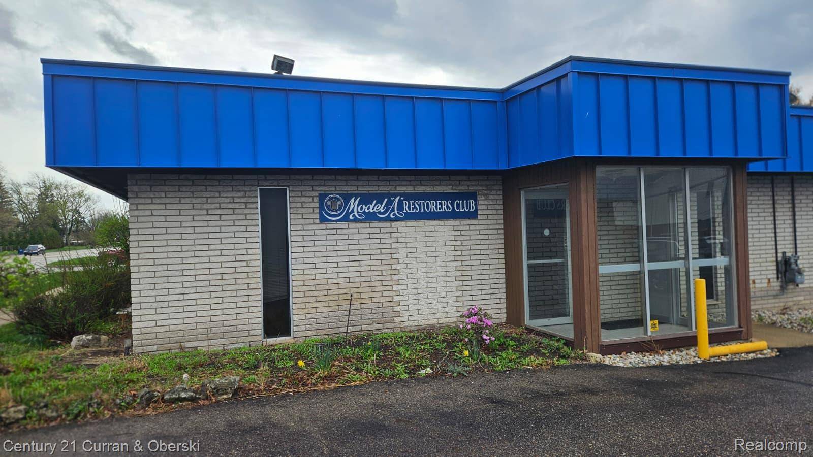 6721 Merriman RD, Garden City, MI 48135