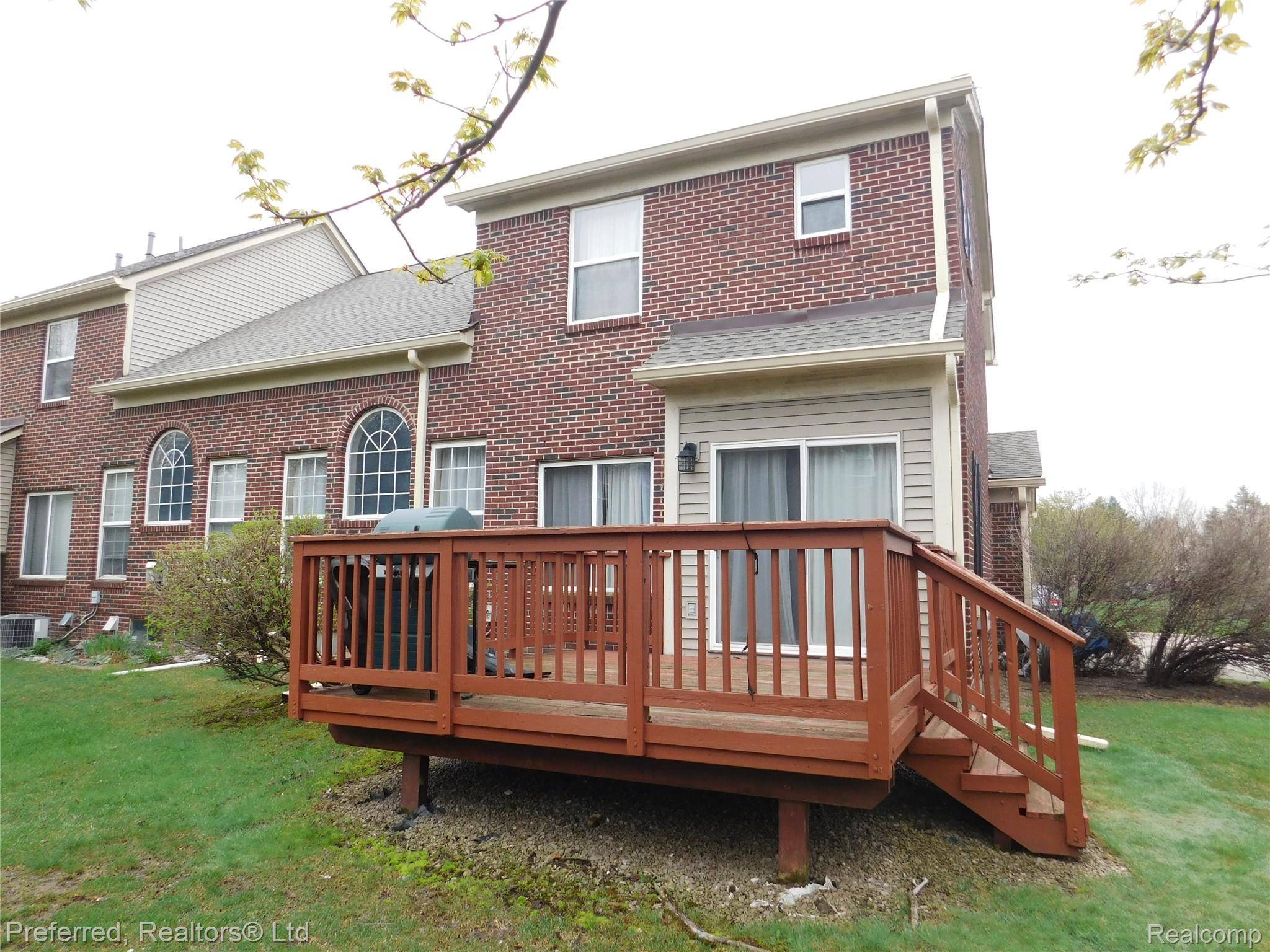 43124 PROVIDENCE LN, Canton Charter Township, MI 48188