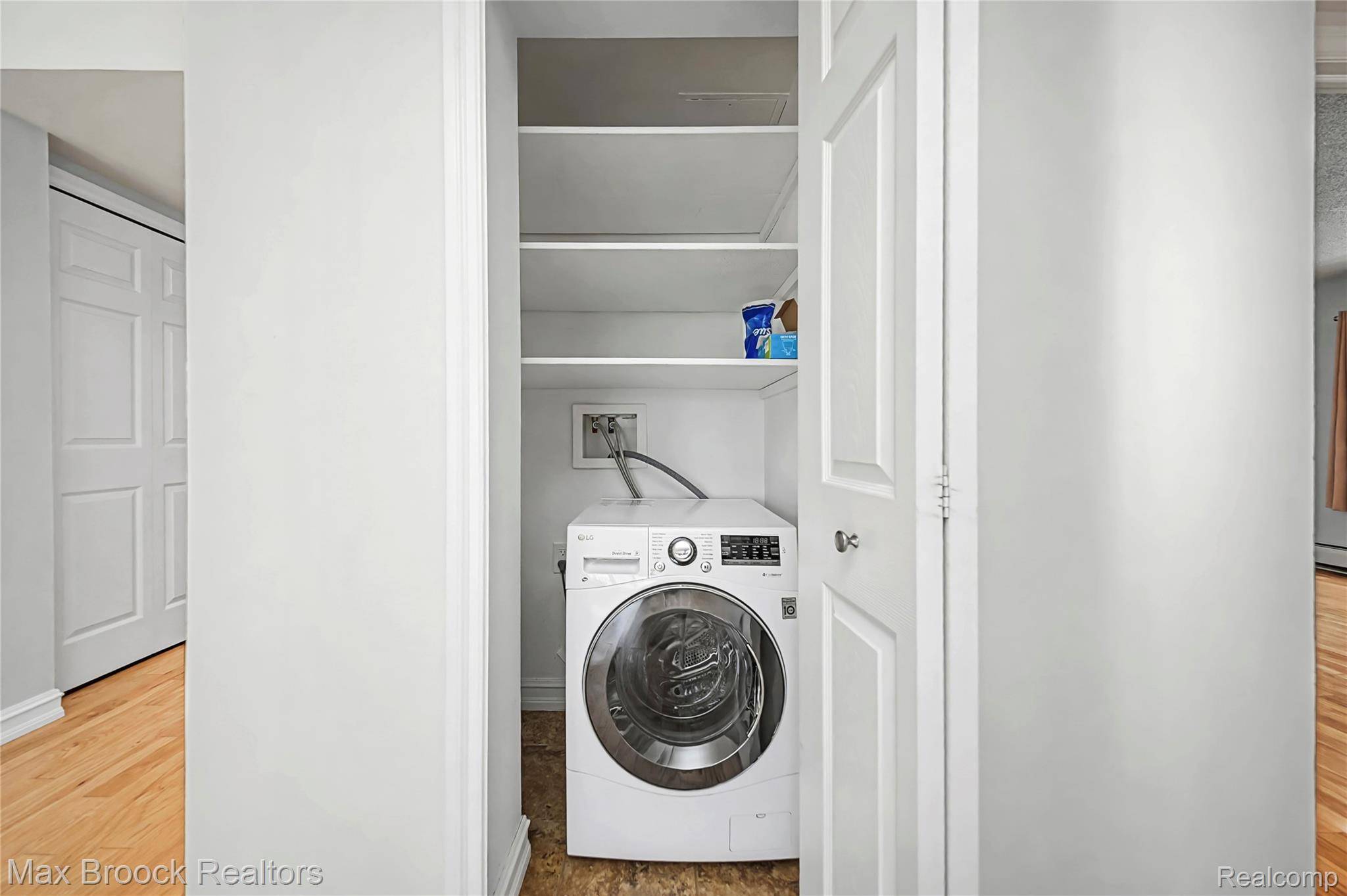 35300 Woodward AVE #406, Birmingham, MI 48009