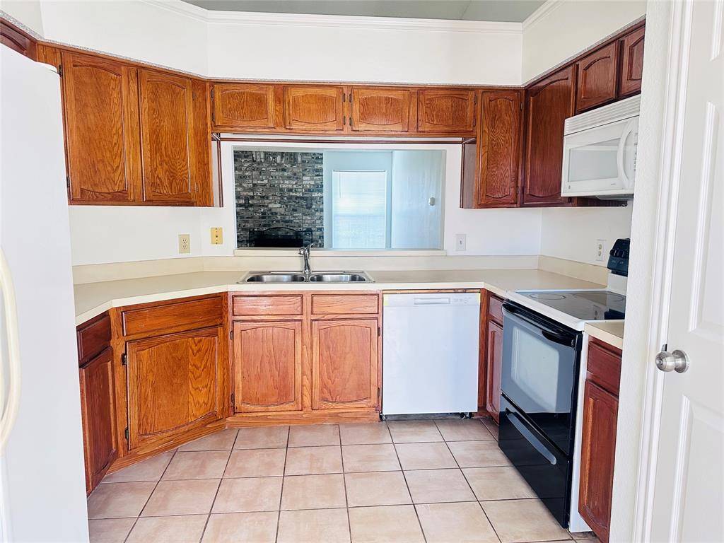 2128 Cay Court, Irving, TX 75060