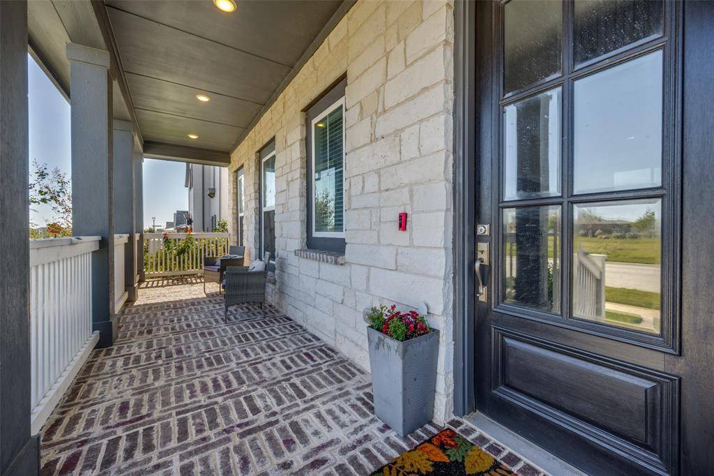 1404 S Pecan Parkway, Northlake, TX 76247