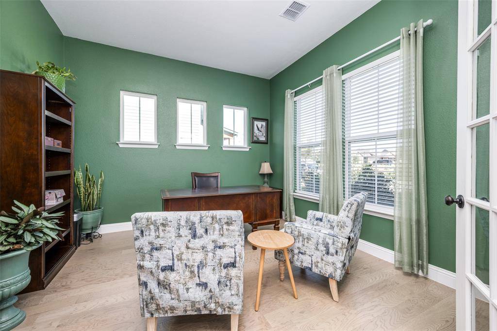 1404 S Pecan Parkway, Northlake, TX 76247