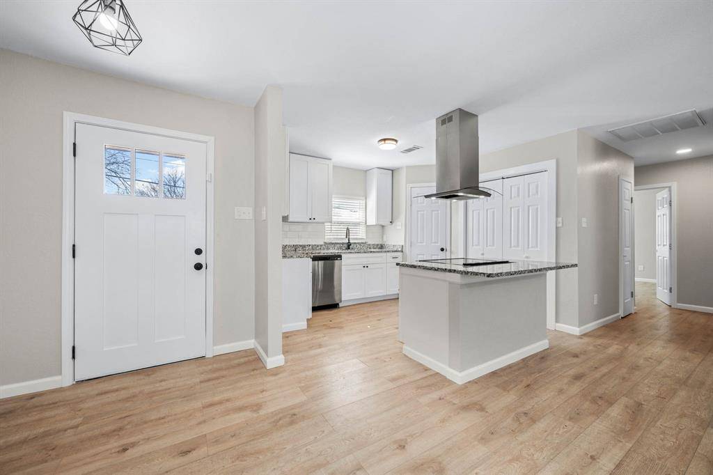 3708 Parrish Street, Bellmead, TX 76705