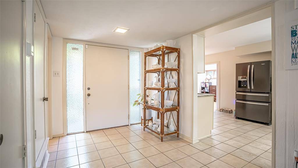 2410 S Graham Drive, Arlington, TX 76013