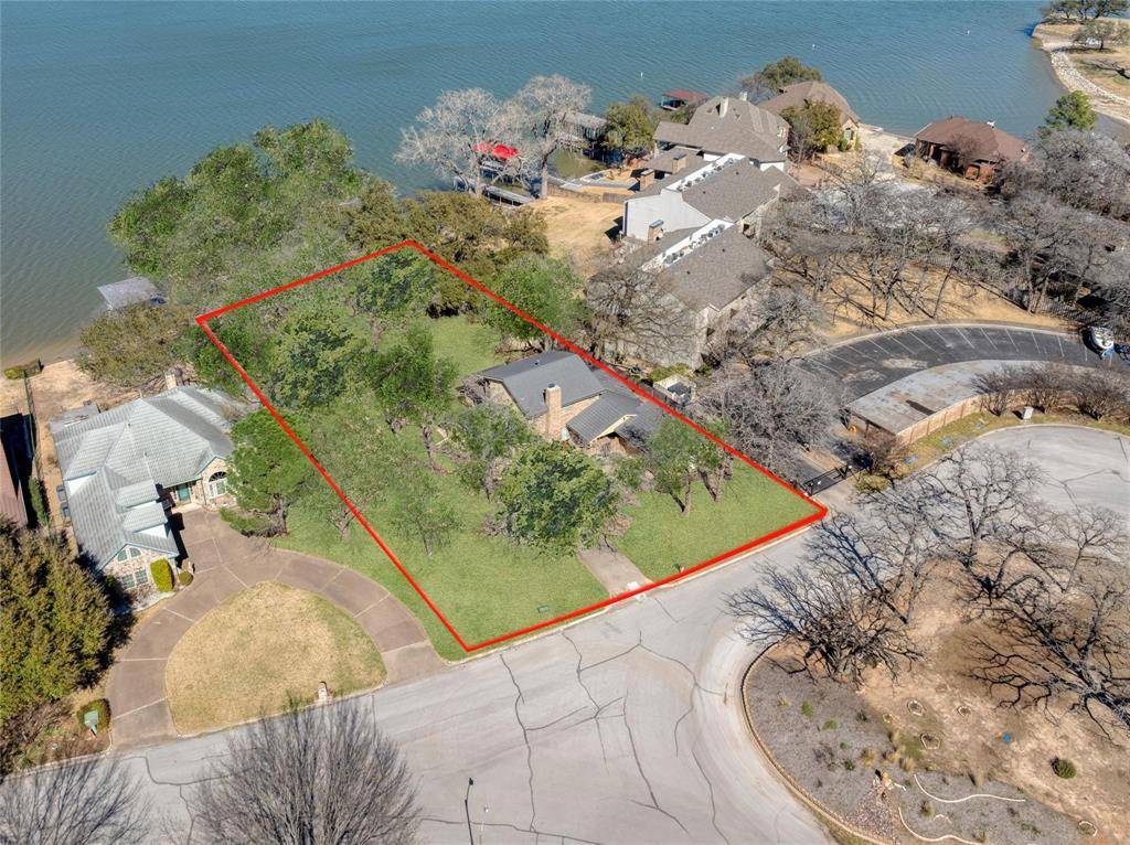 400 Driftwood Court, Azle, TX 76020