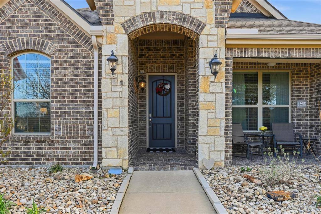 813 8th Street, Argyle, TX 76226