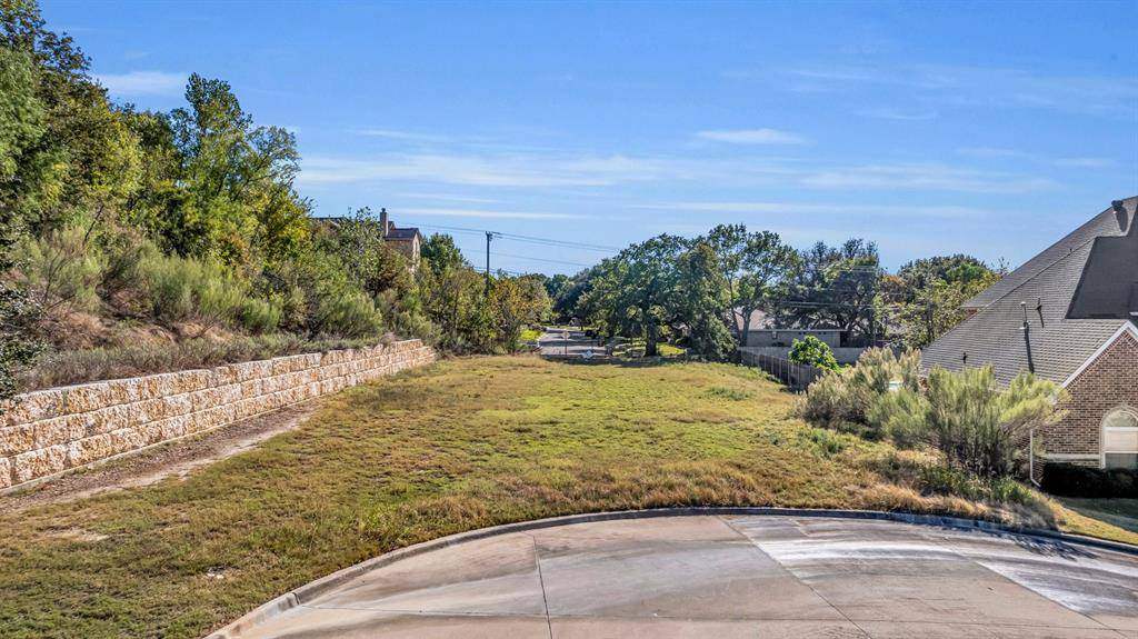 2000 Stone Canyon Court, Arlington, TX 76012