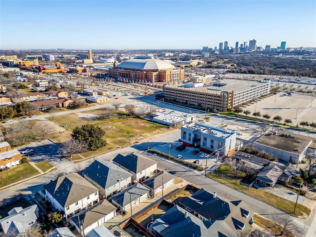 3703 Byers Avenue, Fort Worth, TX 76107