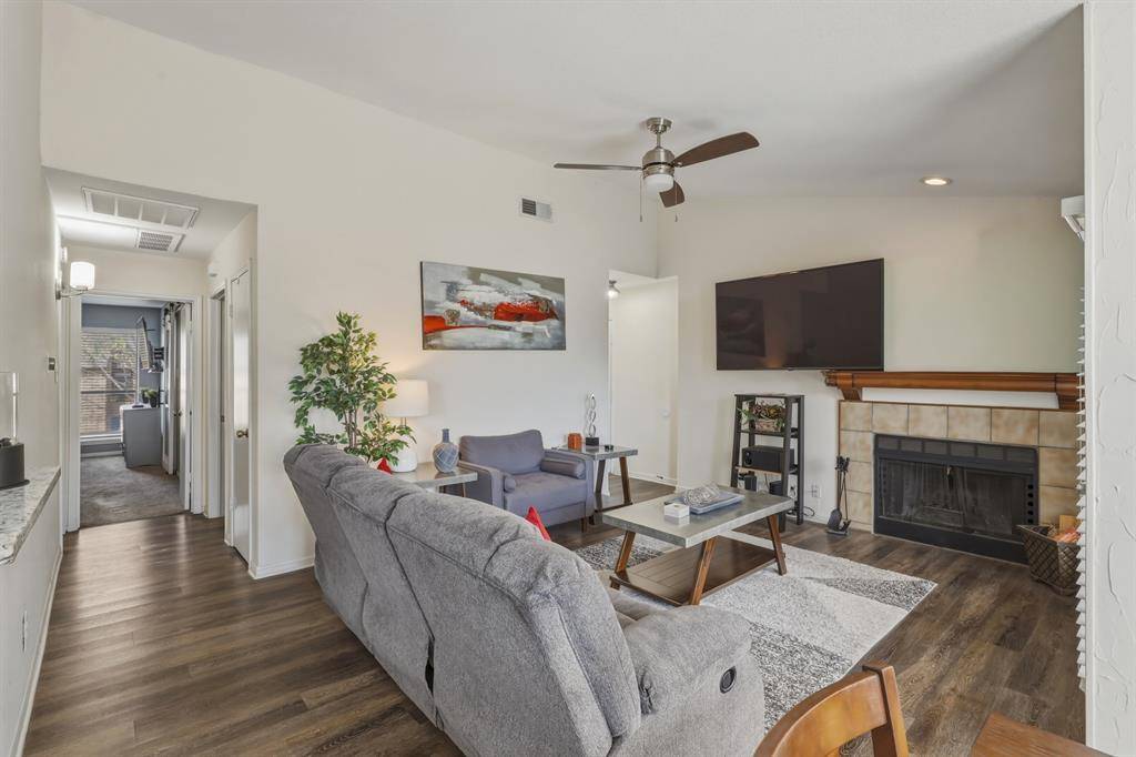 1900 Cloisters Drive #322, Arlington, TX 76011