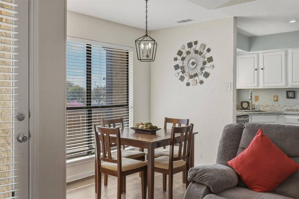 1900 Cloisters Drive #322, Arlington, TX 76011