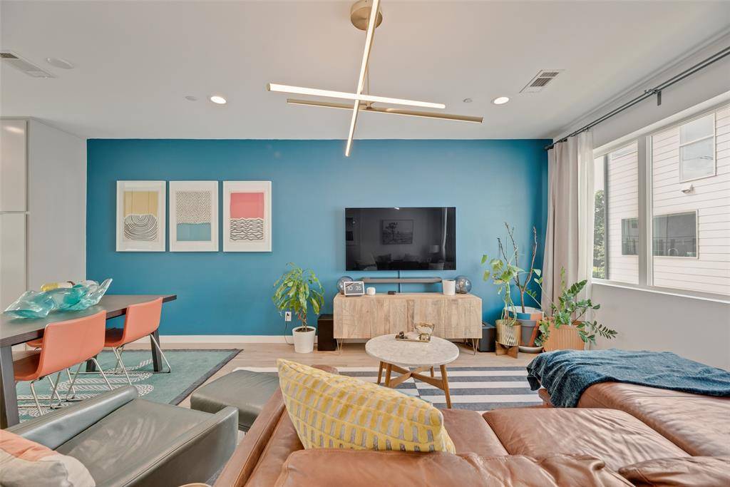 4705 Bryan Street #302, Dallas, TX 75204