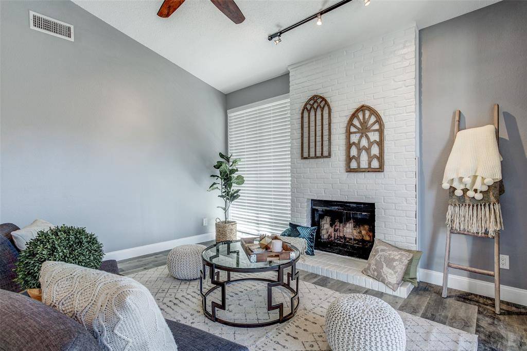 1726 Ascension Point Drive #327, Arlington, TX 76006