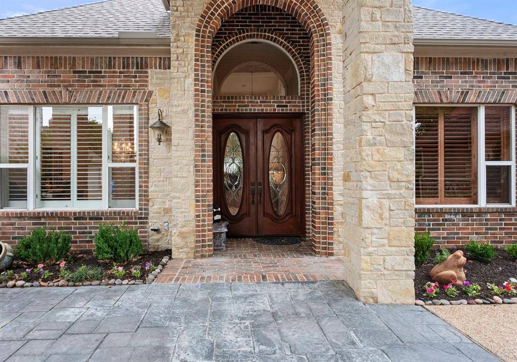 6304 Estates Lane, Fort Worth, TX 76137