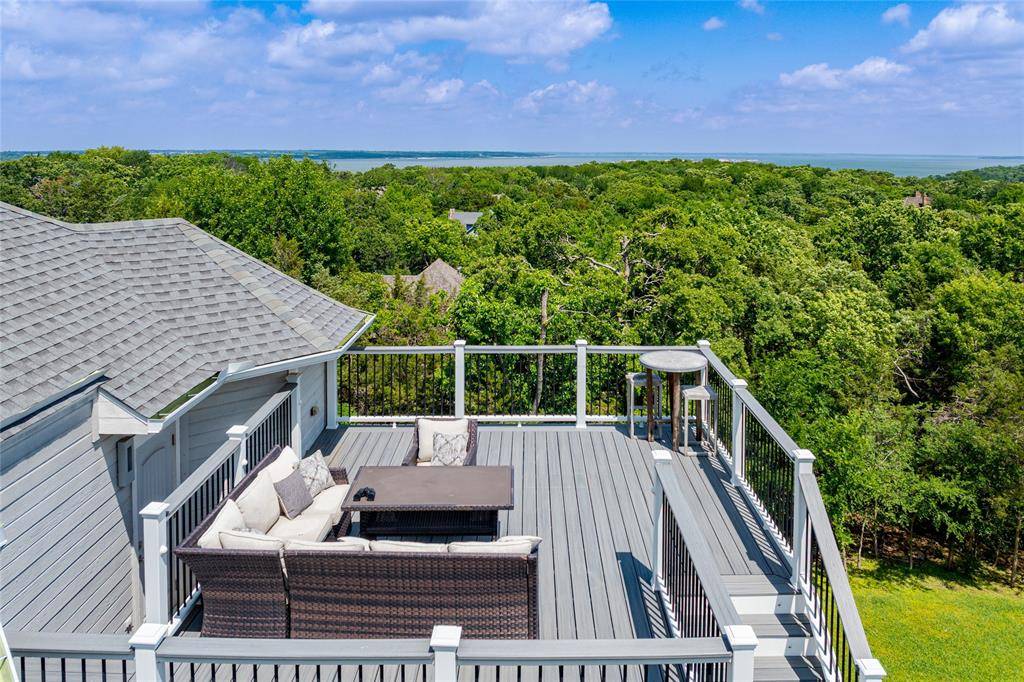 606 Lakepoint Loop, Pottsboro, TX 75076