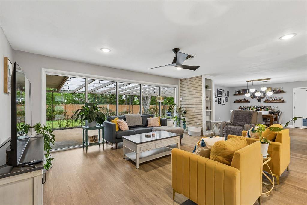 3840 Walton Avenue, Fort Worth, TX 76133