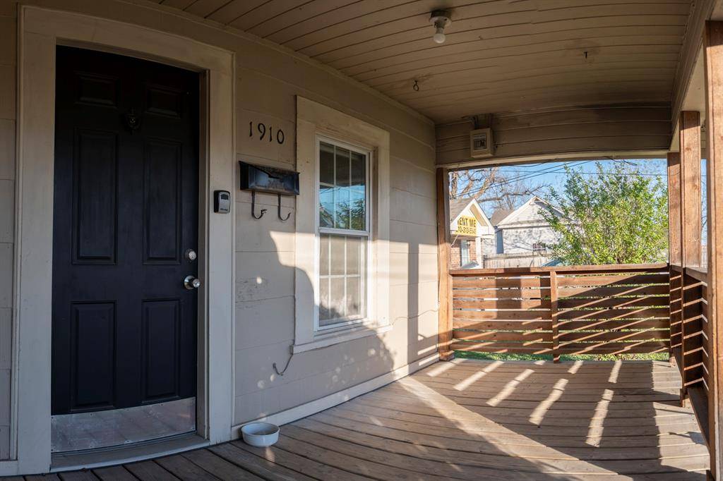 1910 S 12th Street, Waco, TX 76706